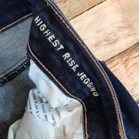 American Eagle Womens Size 4 Next Level Stretch Highest Rise Jegging Dark Wash - Picture 3 of 8